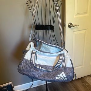 🍭Adidas Duffle🍭